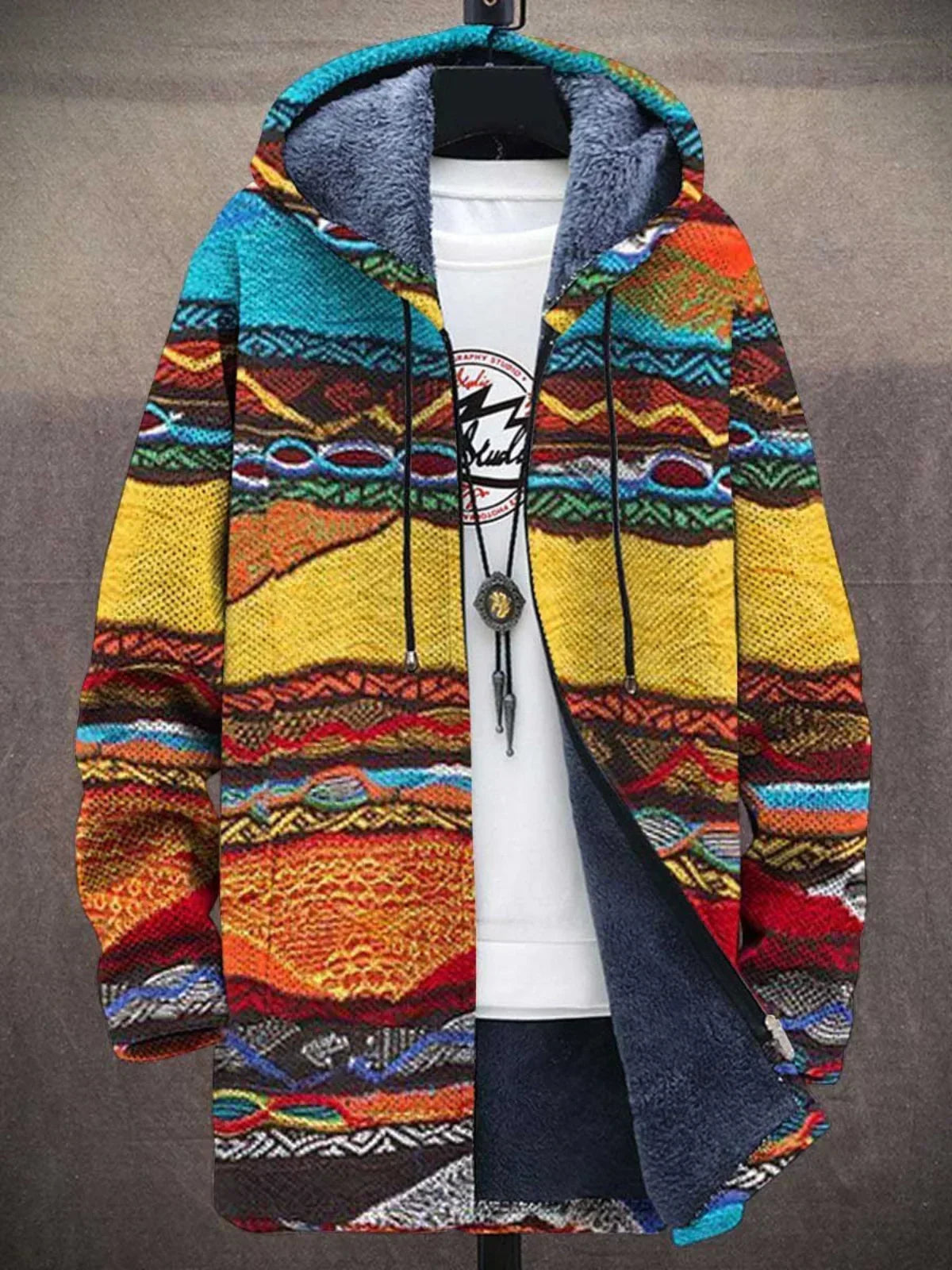 Delilah - Luxuriöser Cardigan mit künstlerischer Inspiration